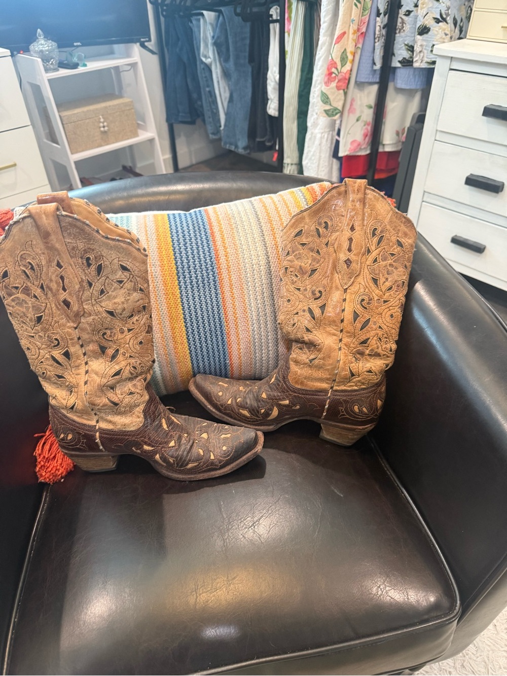 Two-Tone Embroidered Leather Western Boots - Women's Heeled Cowboy Style